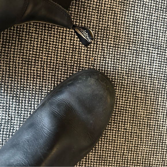 BLUNDSTONE MEN'S CLASSICS
CHELSEA BOOTS - BLACK - Picture 4 of 7